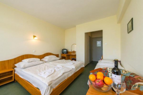 Hotel Nostra